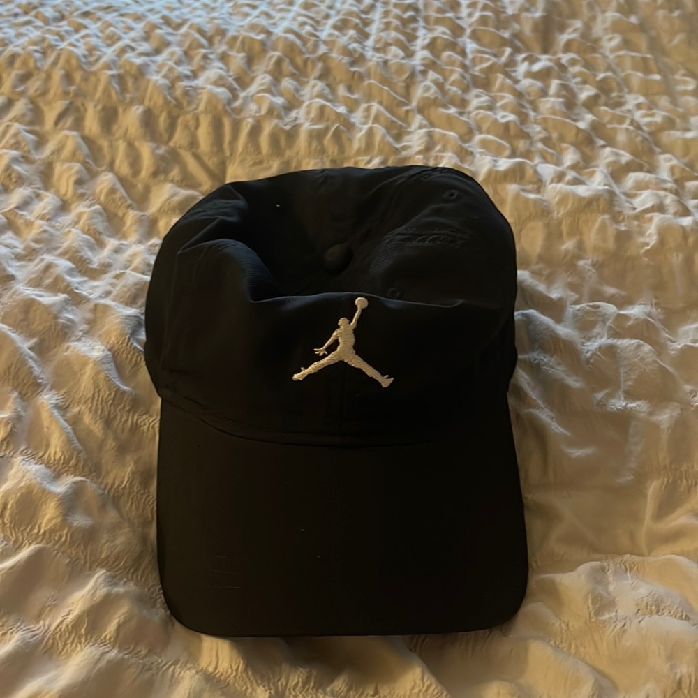 Jordan Black Strap Hat. Youth.